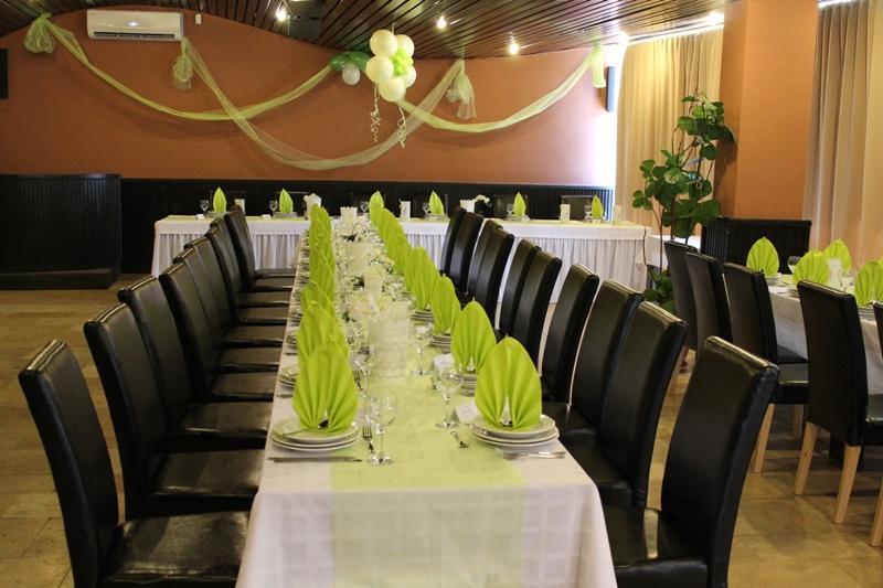 Hotel Dombóvár المظهر الخارجي الصورة